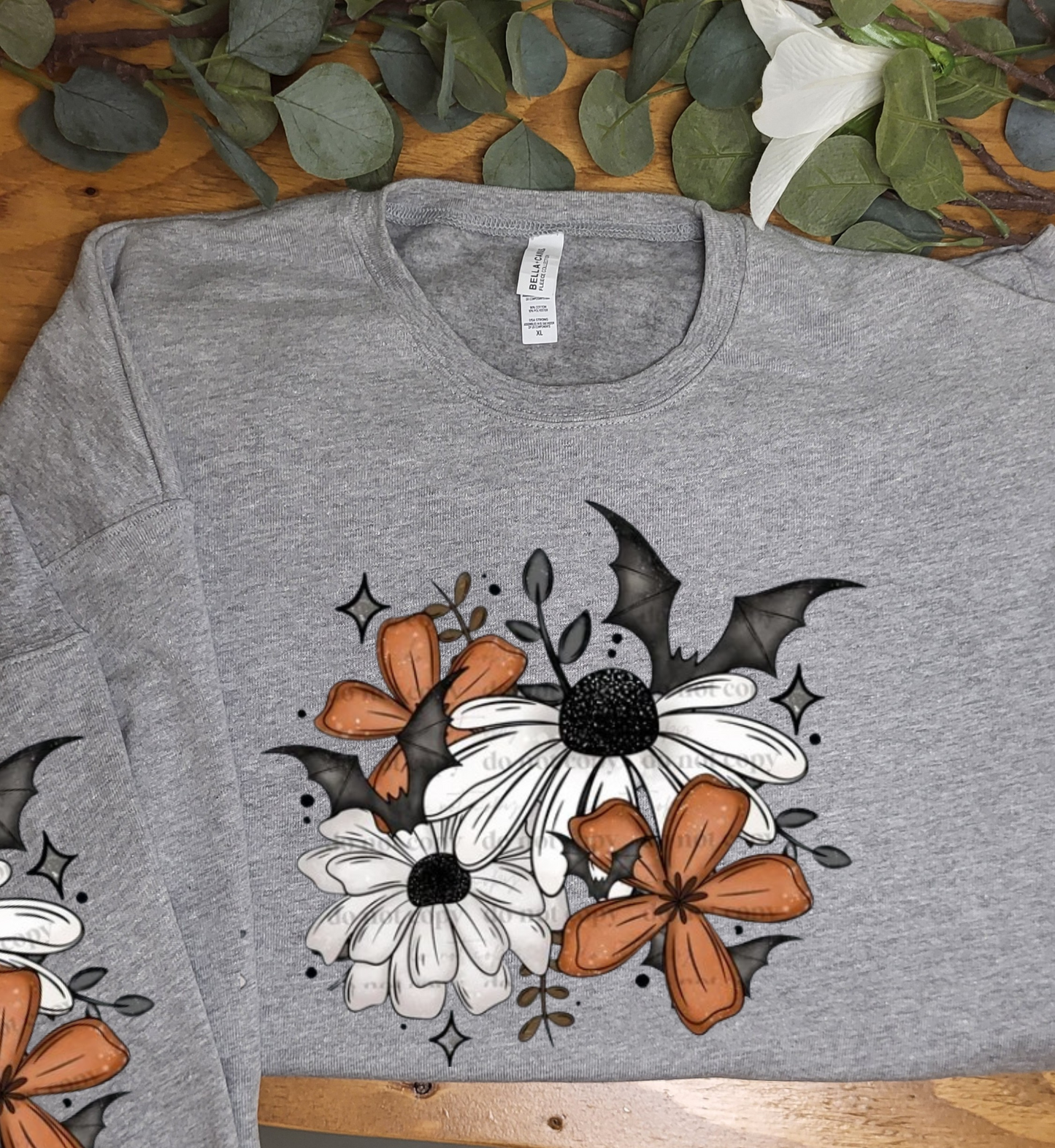 It's Bats Crewneck