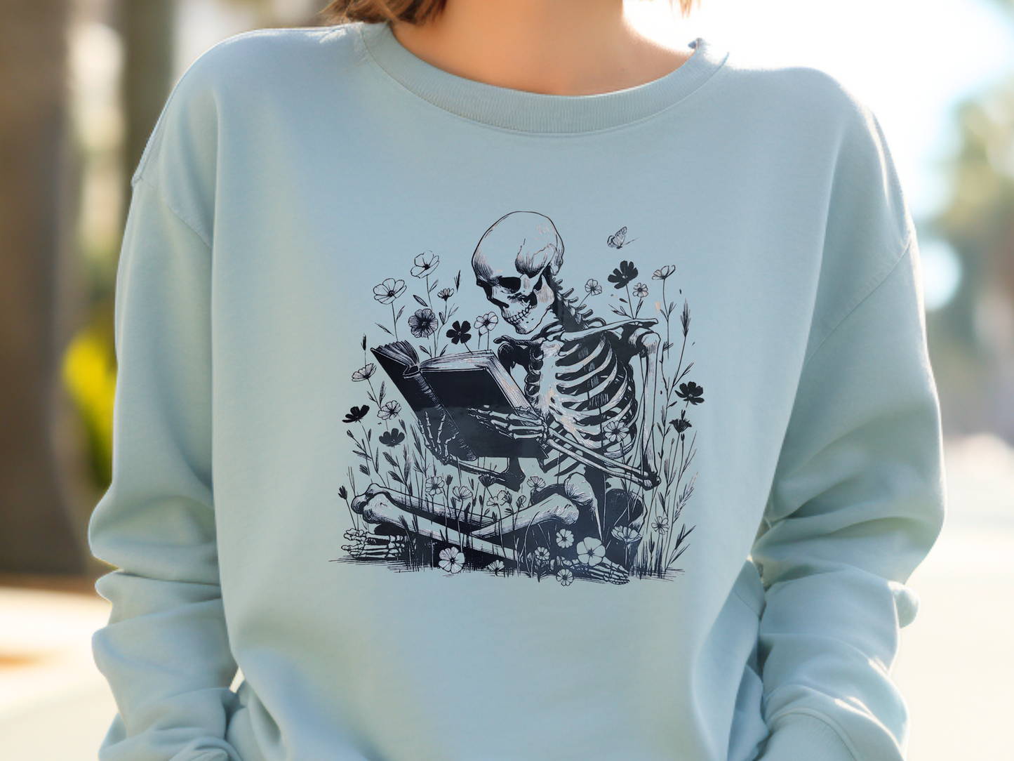 Reading Skellie Crewneck